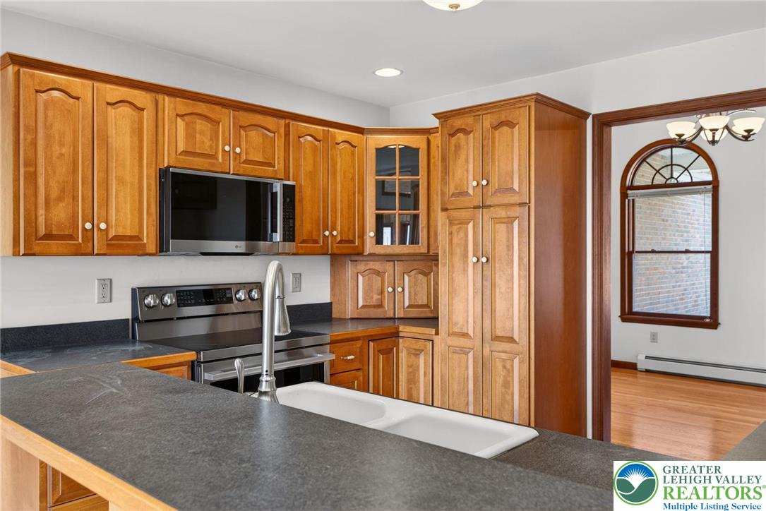 3338 Spring Valley Road