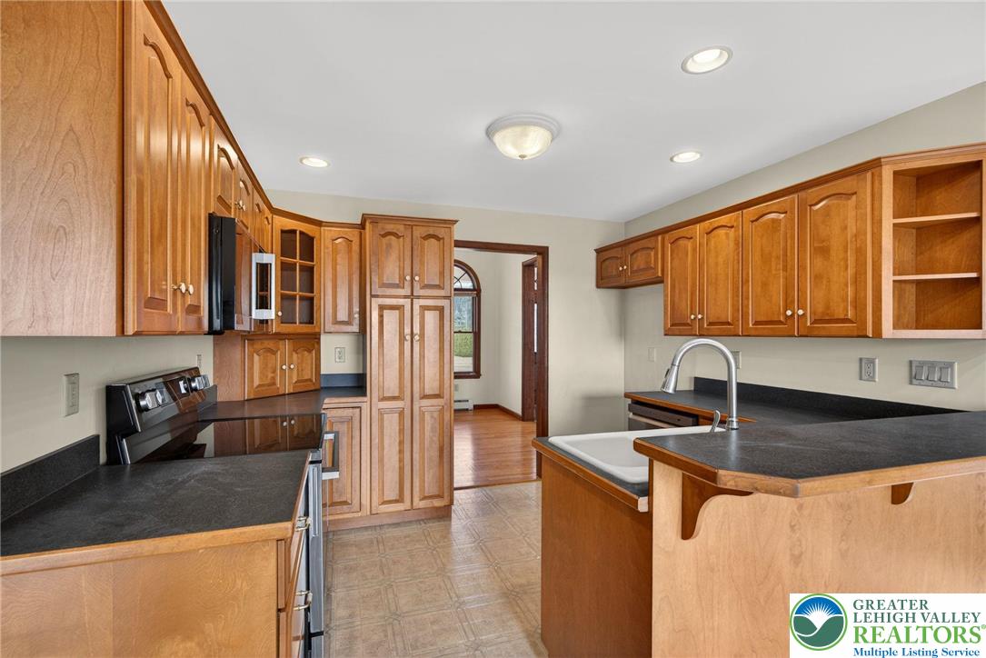 3338 Spring Valley Road