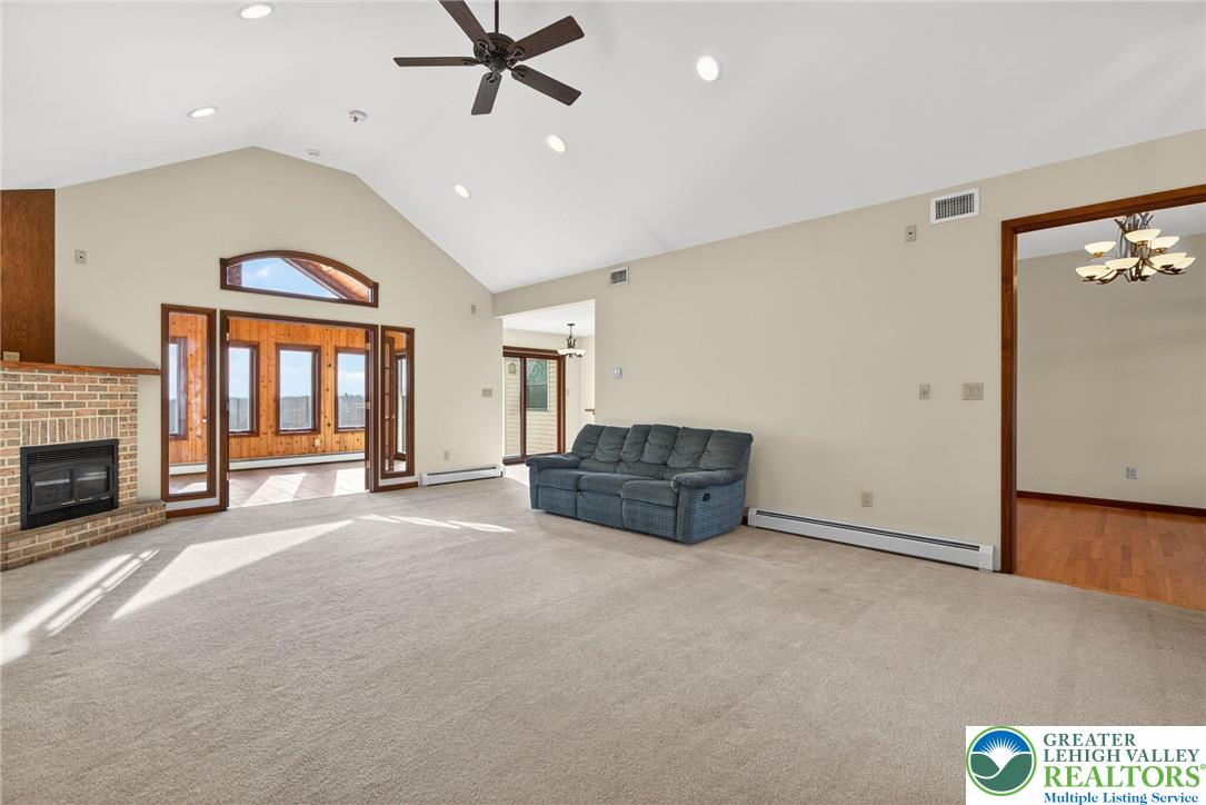 3338 Spring Valley Road
