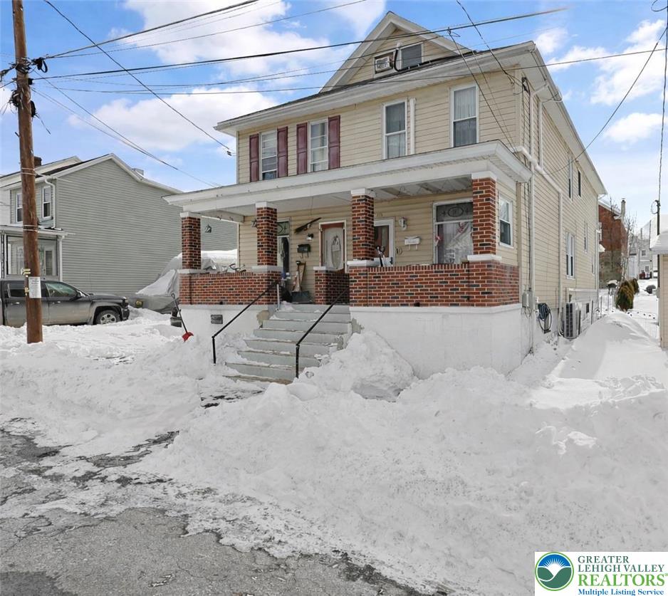 415 West White Street