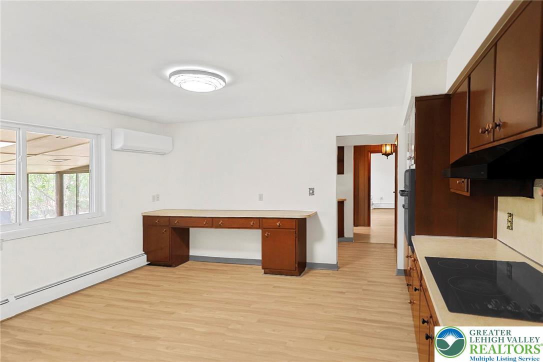 7 Ardmore Avenue