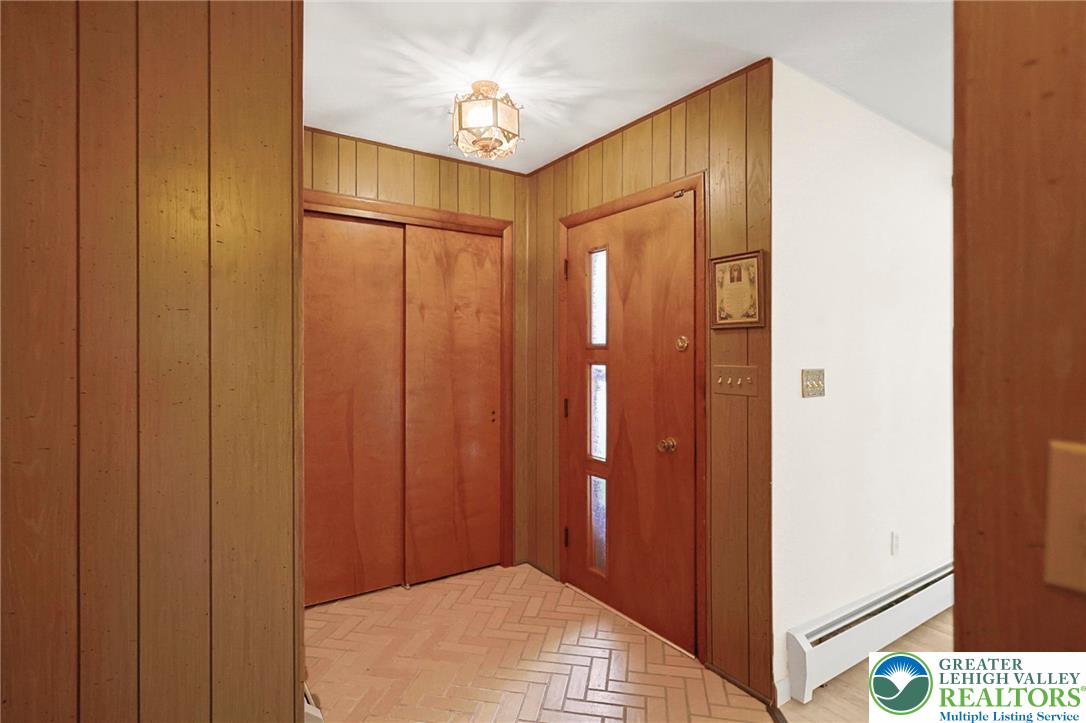 7 Ardmore Avenue