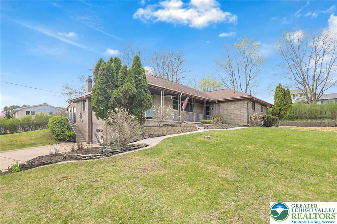 7 Ardmore Avenue