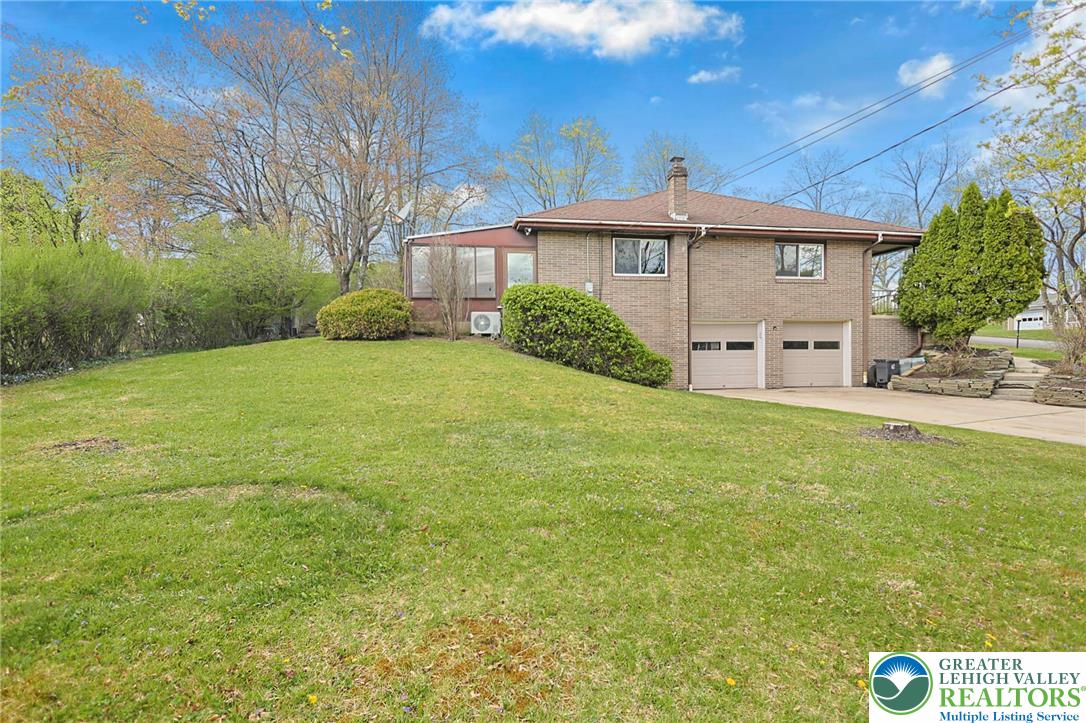 7 Ardmore Avenue