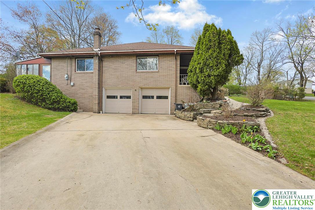 7 Ardmore Avenue