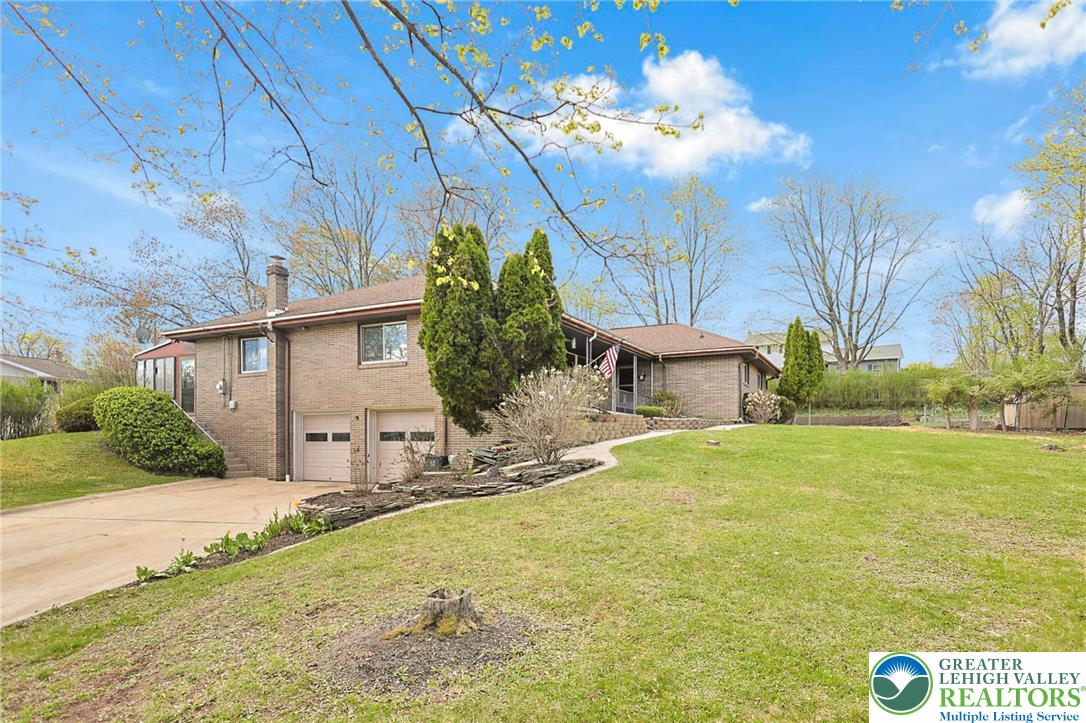 7 Ardmore Avenue