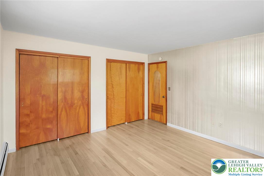 7 Ardmore Avenue