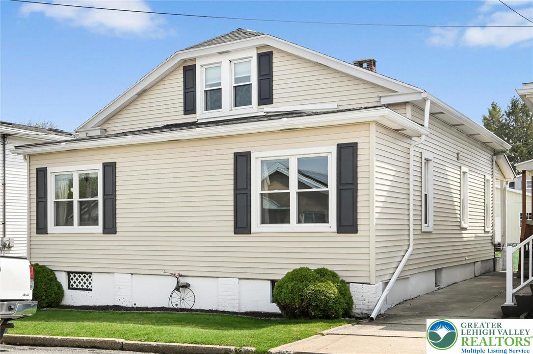 137 East Walter Street
