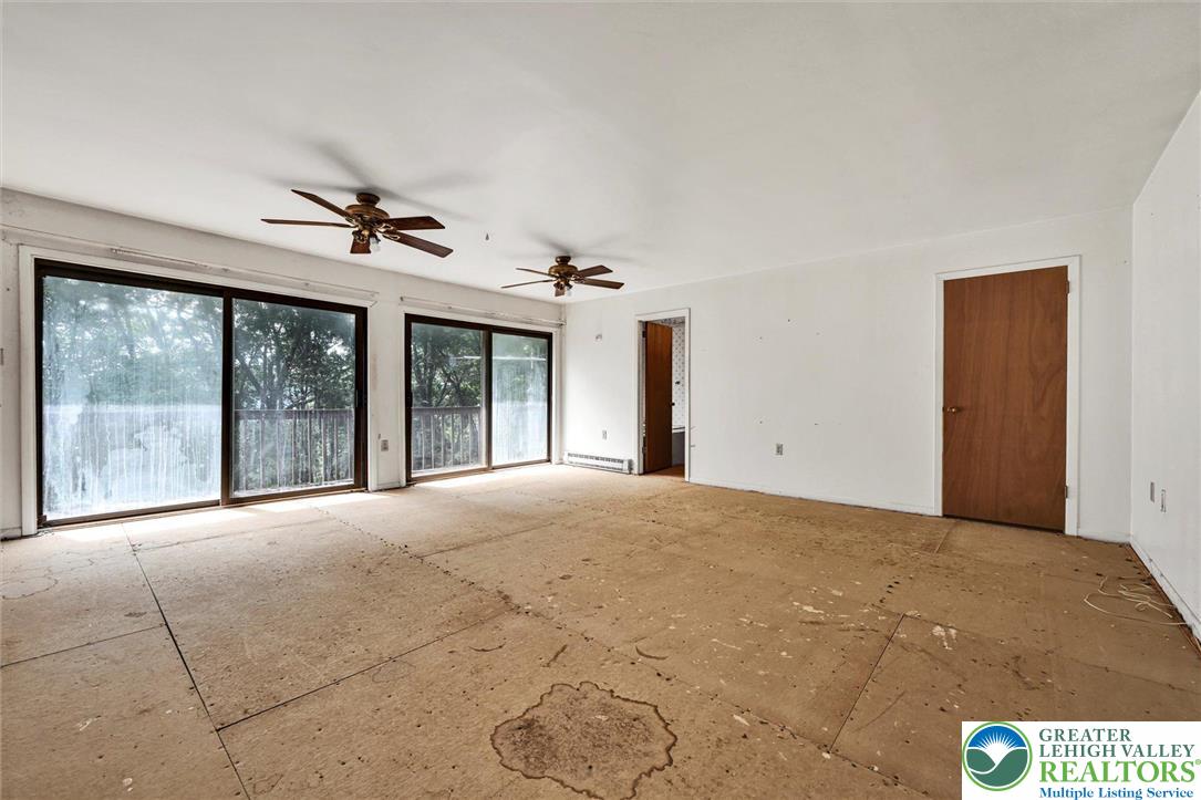 121 Longview Drive