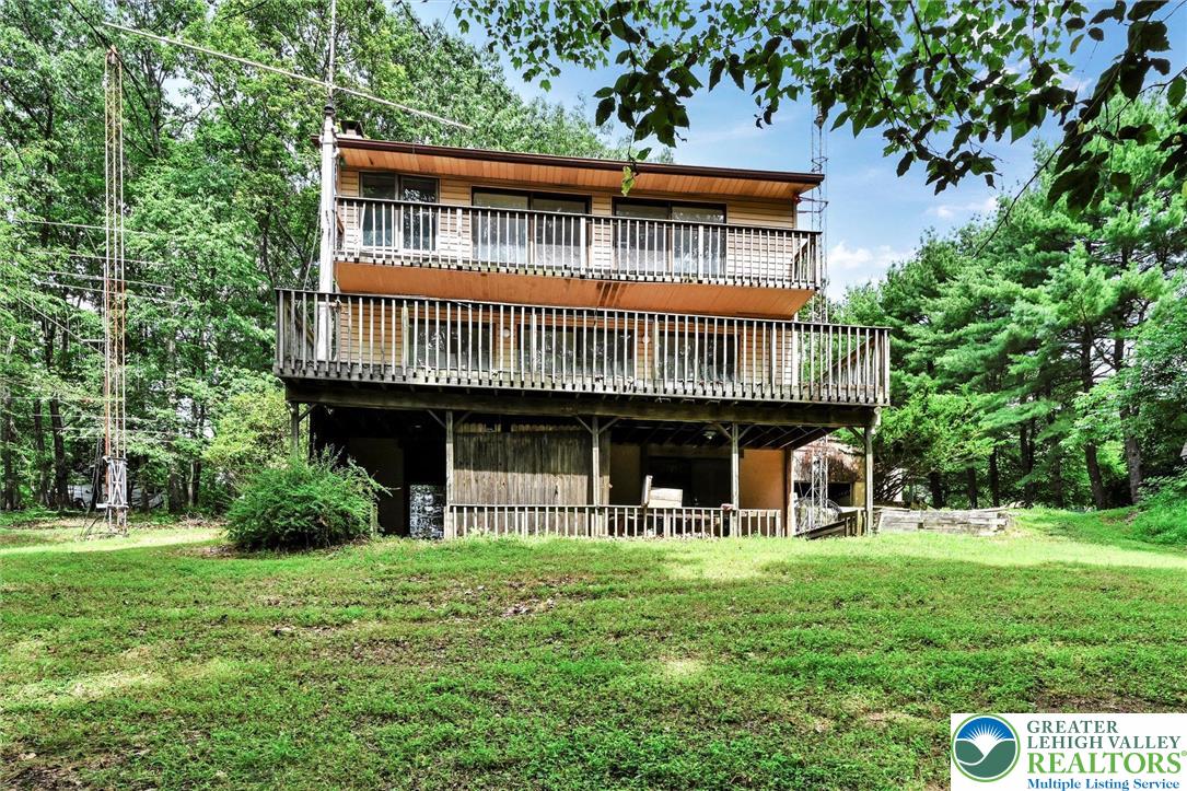 121 Longview Drive
