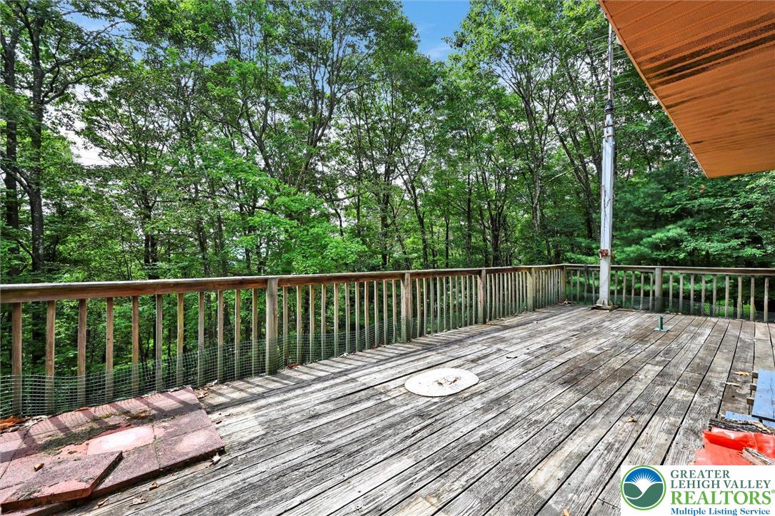121 Longview Drive