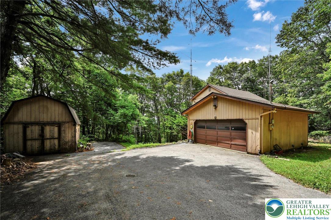 121 Longview Drive