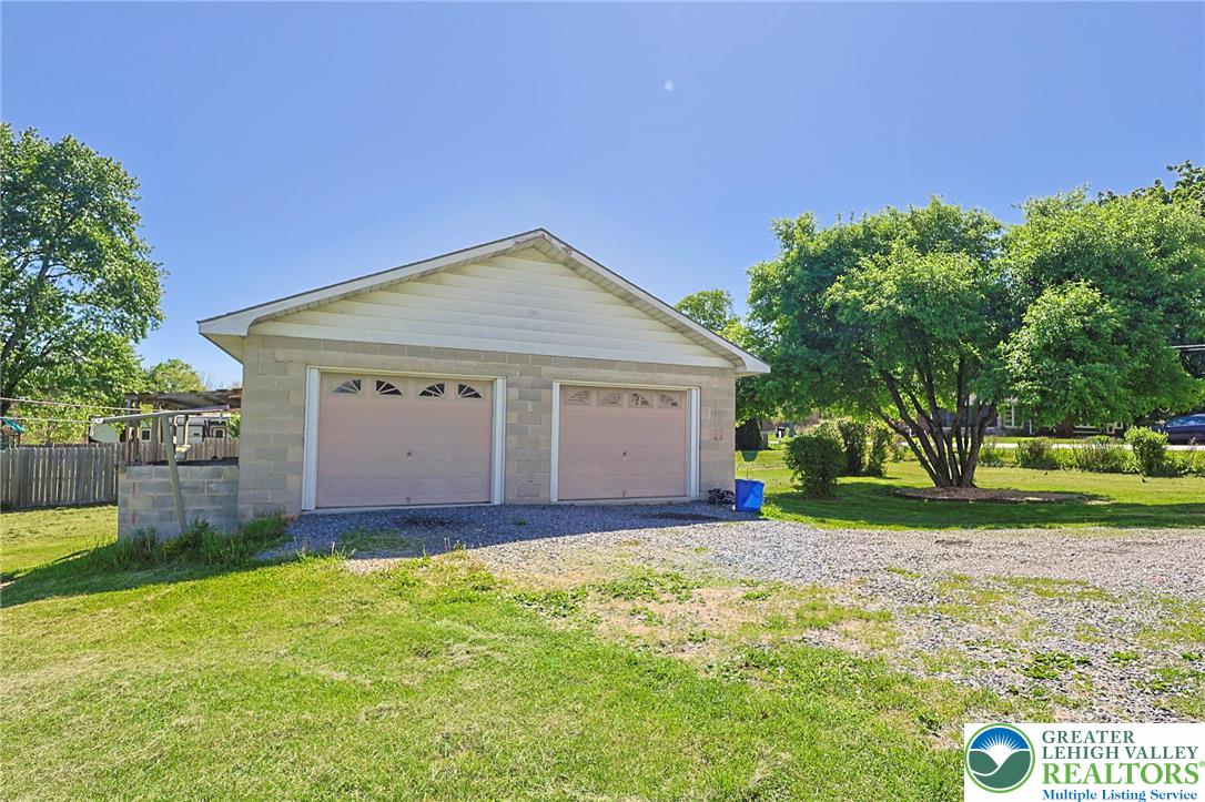 1131 East Lizard Creek Road