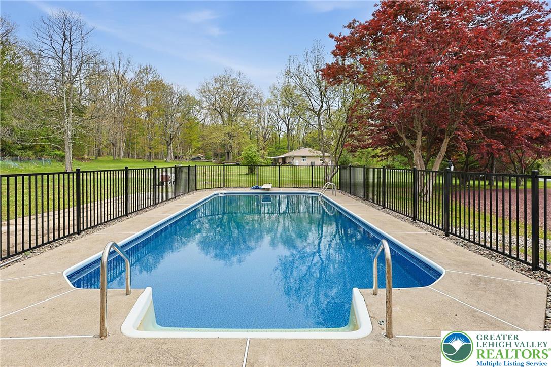 121 Ben Titus Road