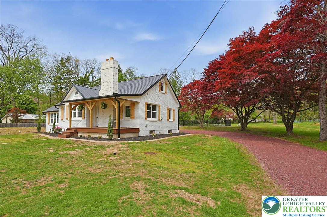 121 Ben Titus Road