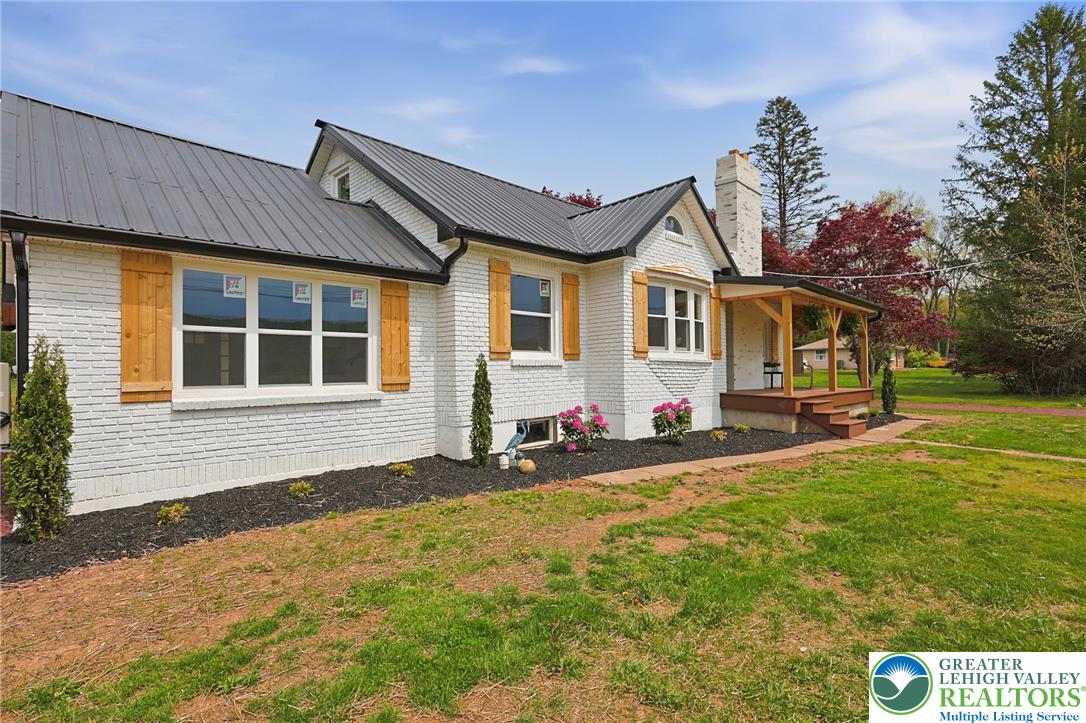 121 Ben Titus Road