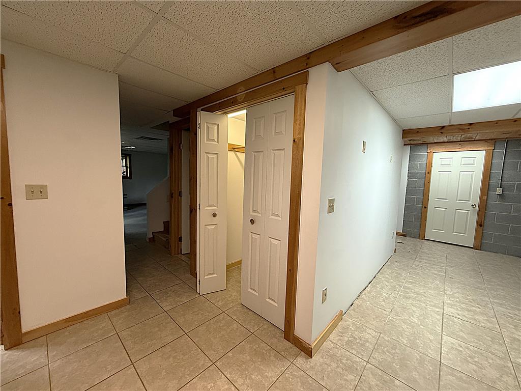 4322 Wood Drive