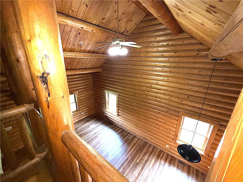 4322 Wood Drive