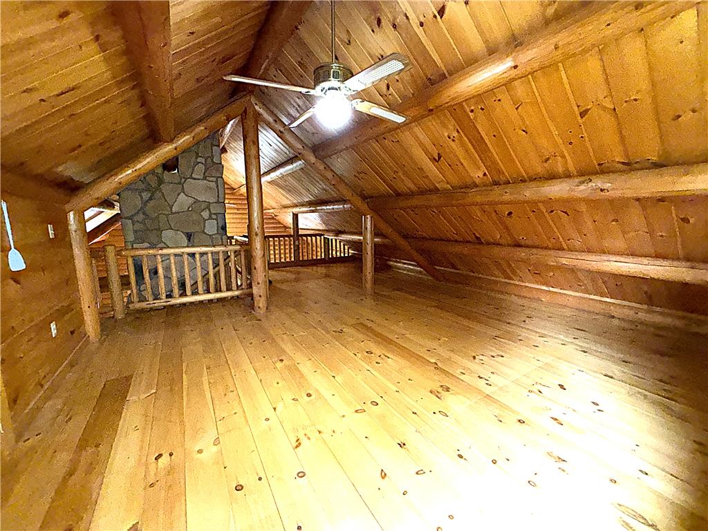 4322 Wood Drive