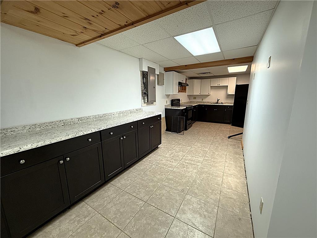4322 Wood Drive