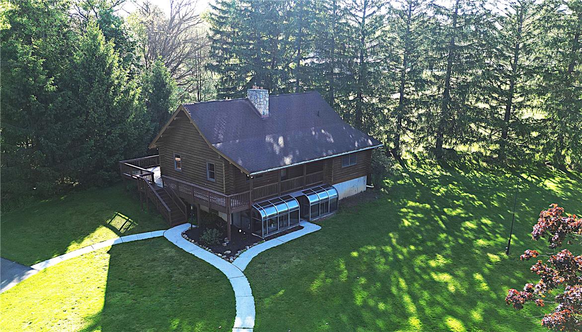 4322 Wood Drive