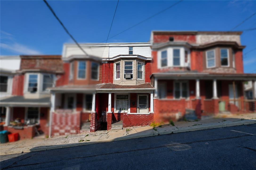 5 North Walnut Street