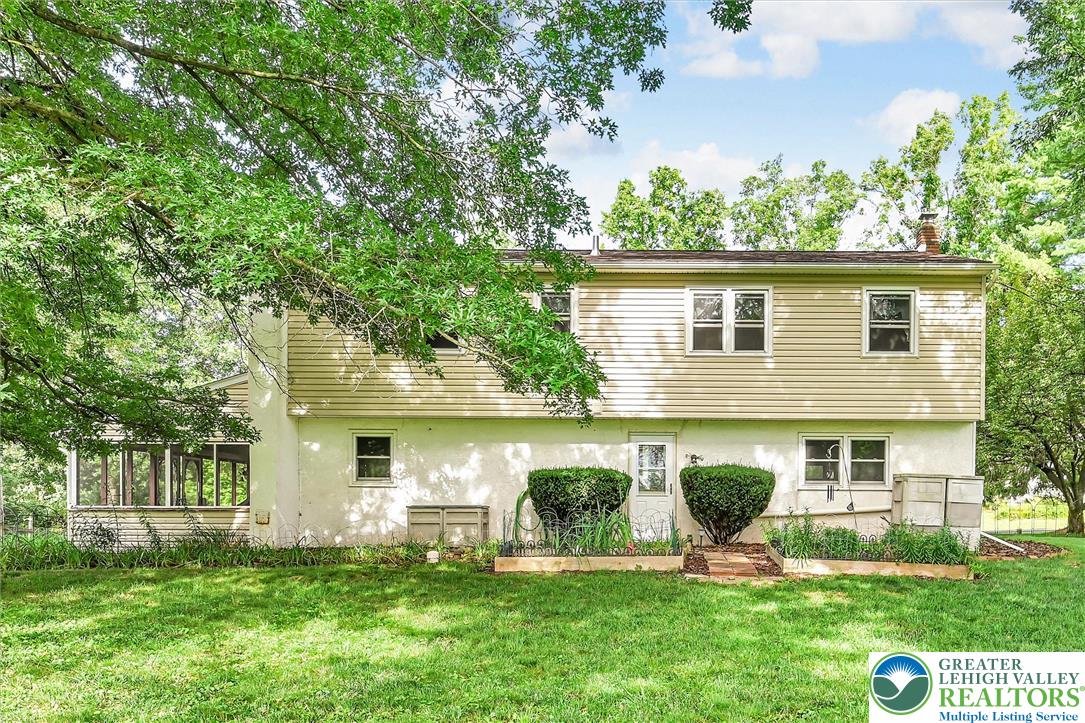 2900 Thompson Road