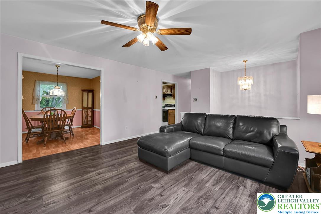 2900 Thompson Road