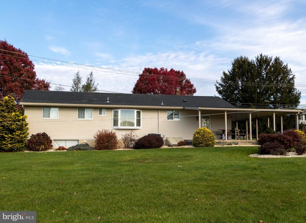 407 OLD TOPTON ROAD