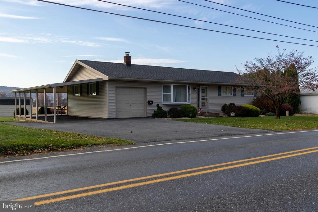 407 OLD TOPTON ROAD