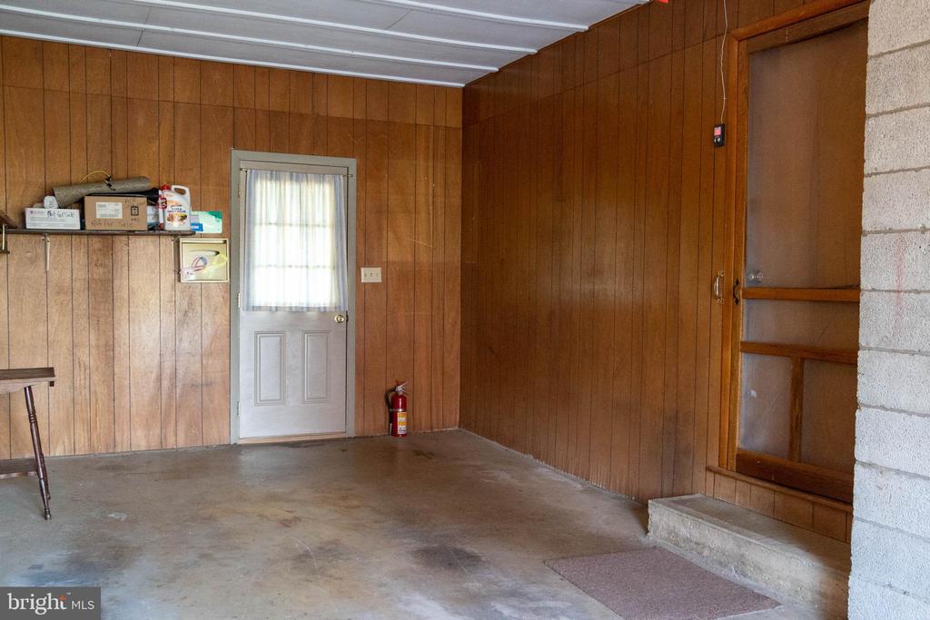 407 OLD TOPTON ROAD