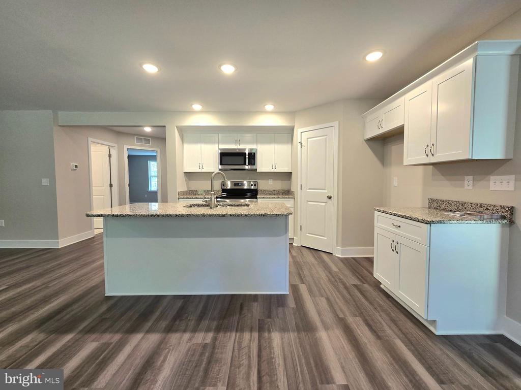 26 SATIN WAY