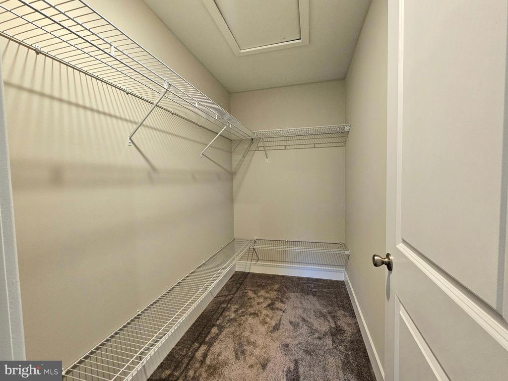 26 SATIN WAY
