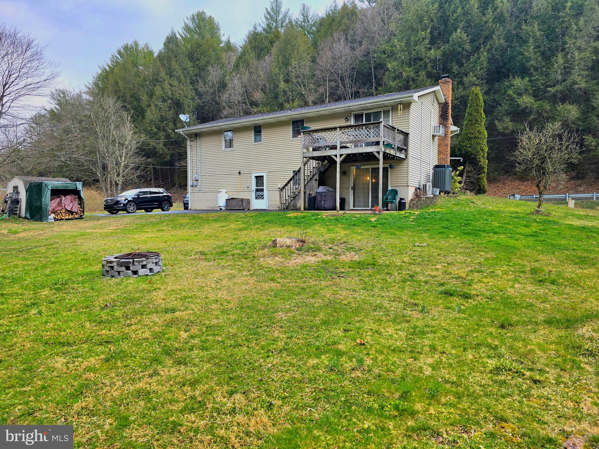 2580 SPRUCE HOLLOW ROAD