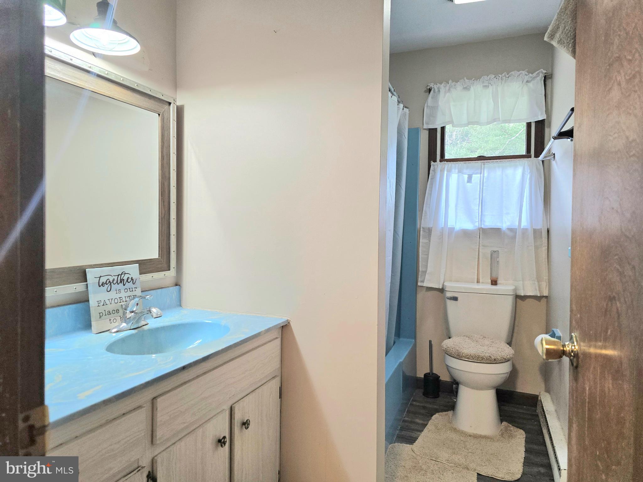 2580 SPRUCE HOLLOW ROAD