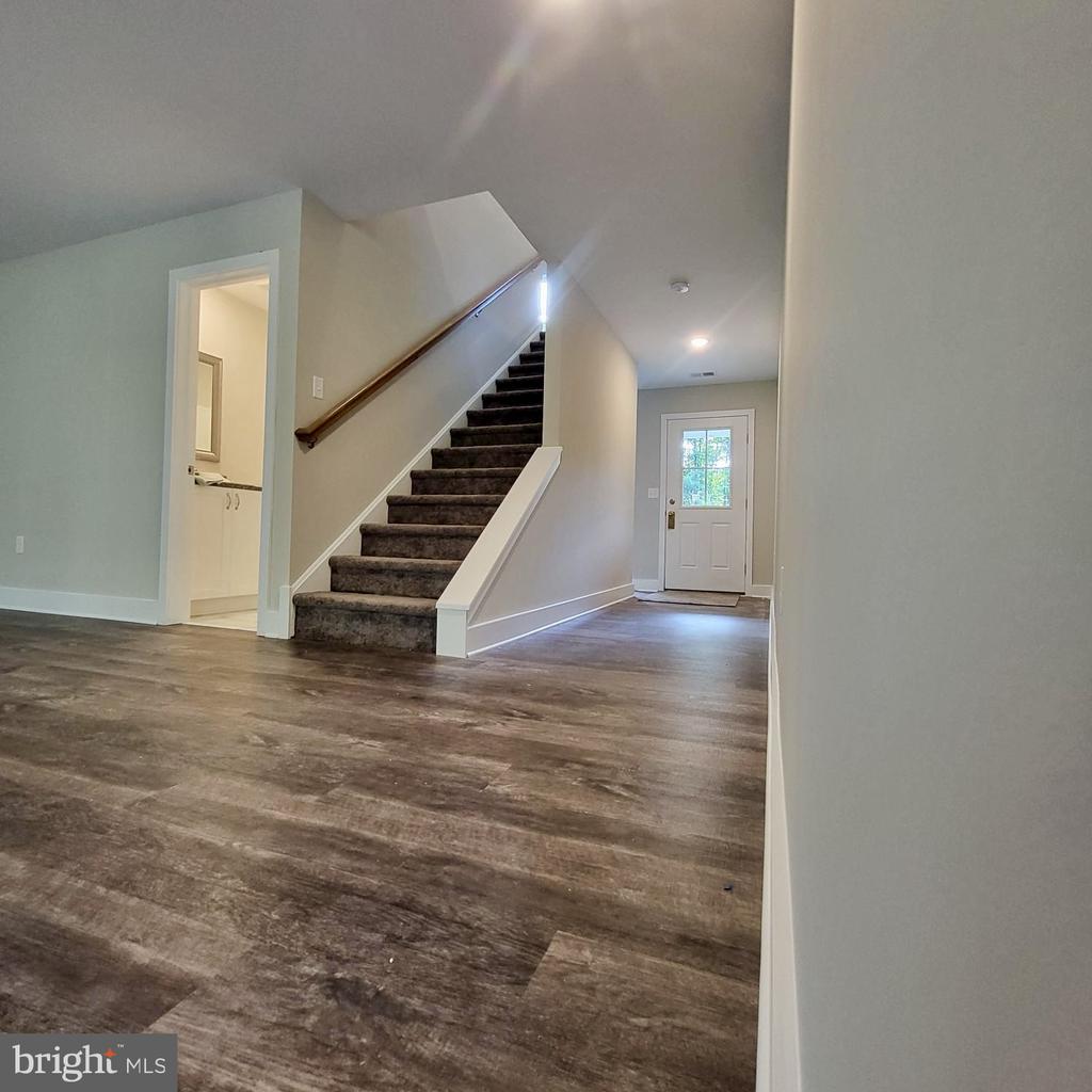 2 FOX LANE