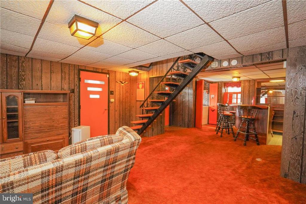 333 E ABBOTT STREET 335