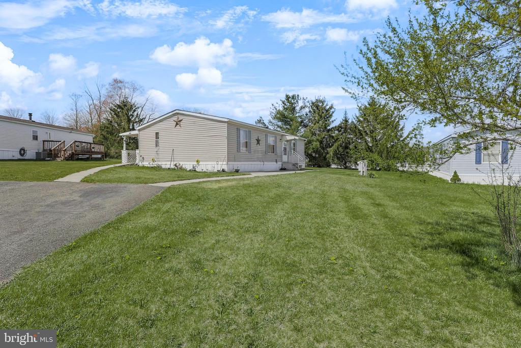 63 BRITT DR.,CARBON