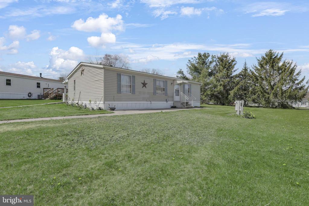 63 BRITT DR.,CARBON