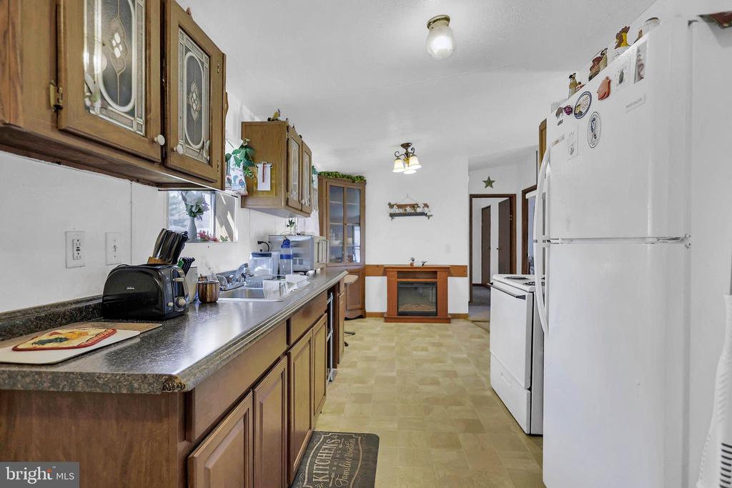 63 BRITT DR.,CARBON