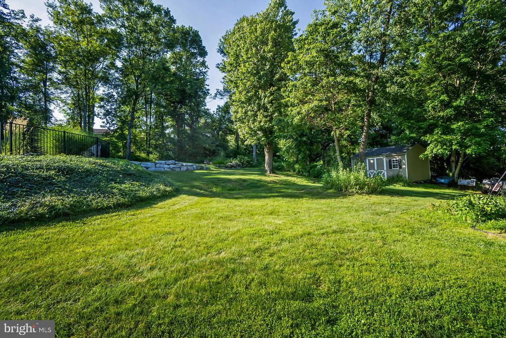 50 RIDGEVIEW DRIVE
