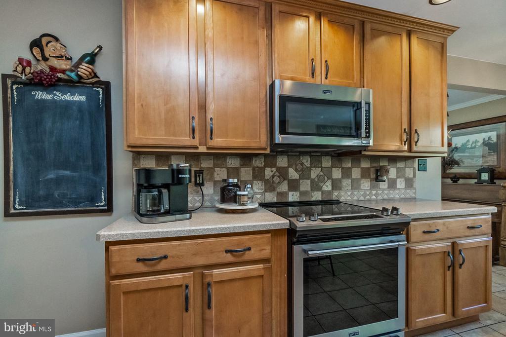 50 RIDGEVIEW DRIVE