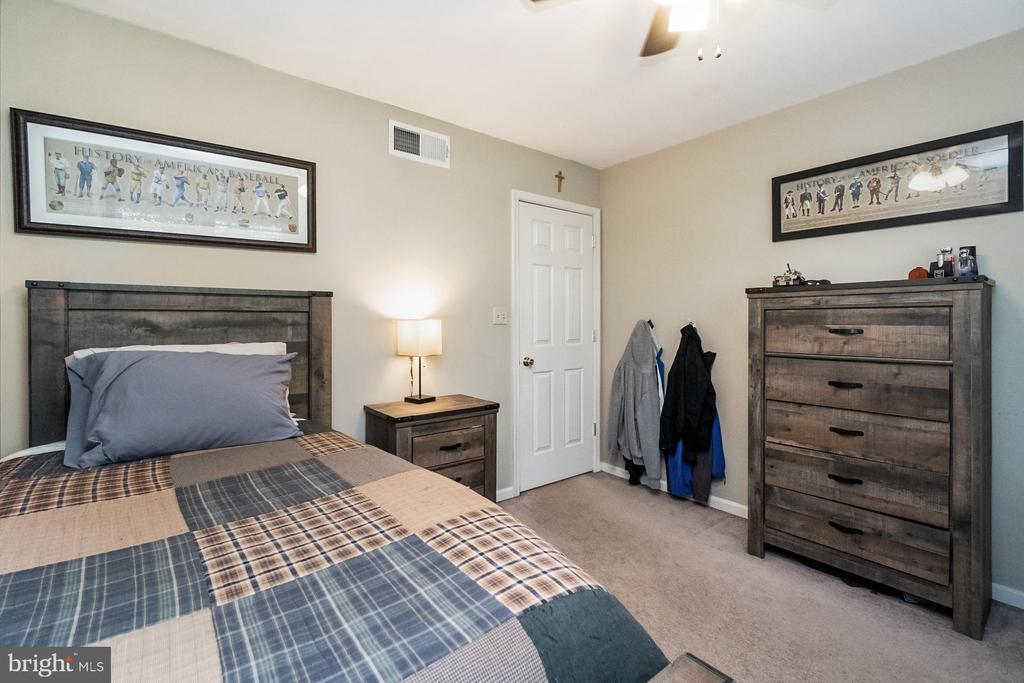 50 RIDGEVIEW DRIVE