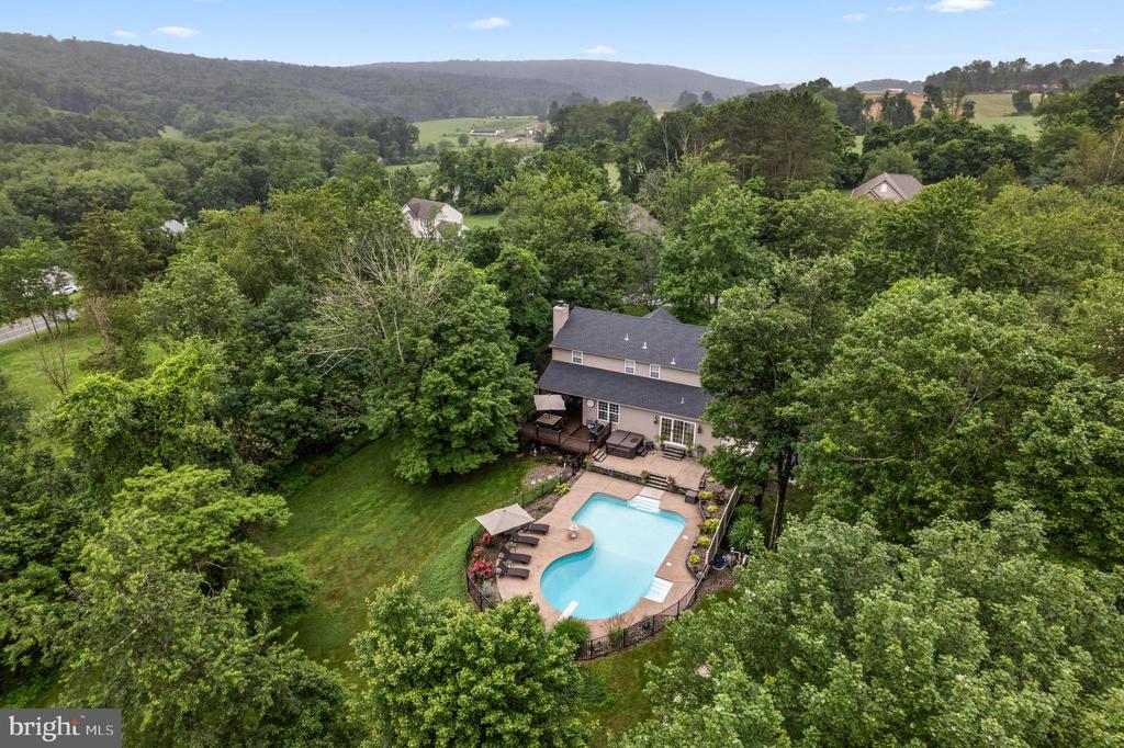 50 RIDGEVIEW DRIVE