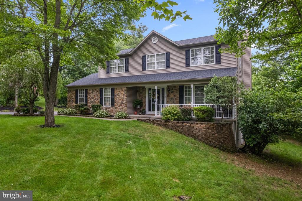 50 RIDGEVIEW DRIVE
