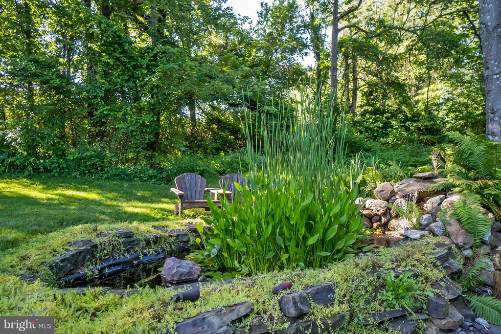 50 RIDGEVIEW DRIVE