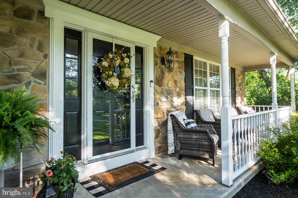 50 RIDGEVIEW DRIVE
