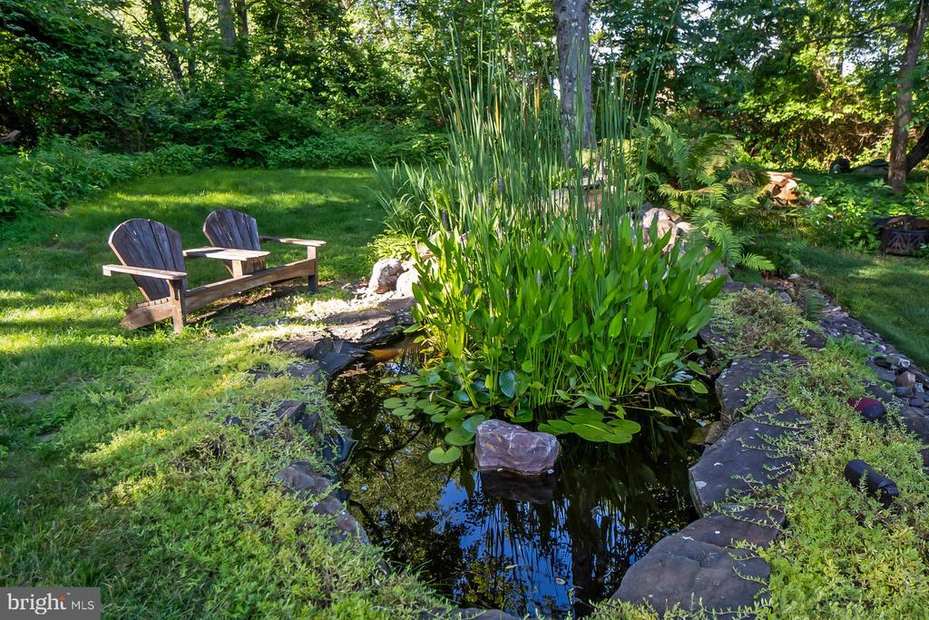 50 RIDGEVIEW DRIVE