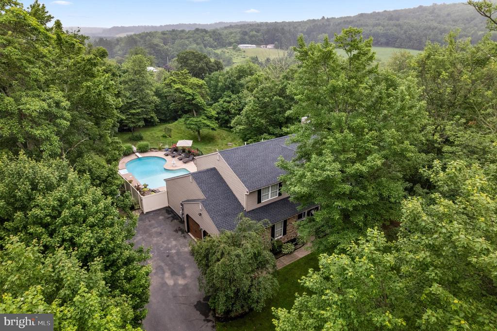 50 RIDGEVIEW DRIVE