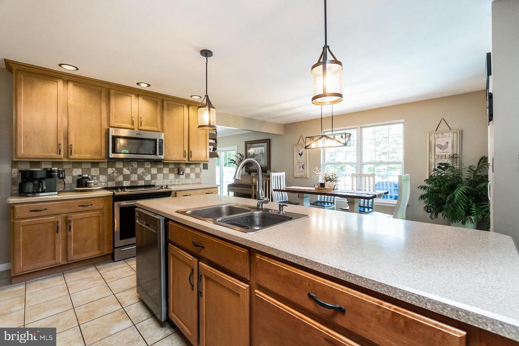 50 RIDGEVIEW DRIVE